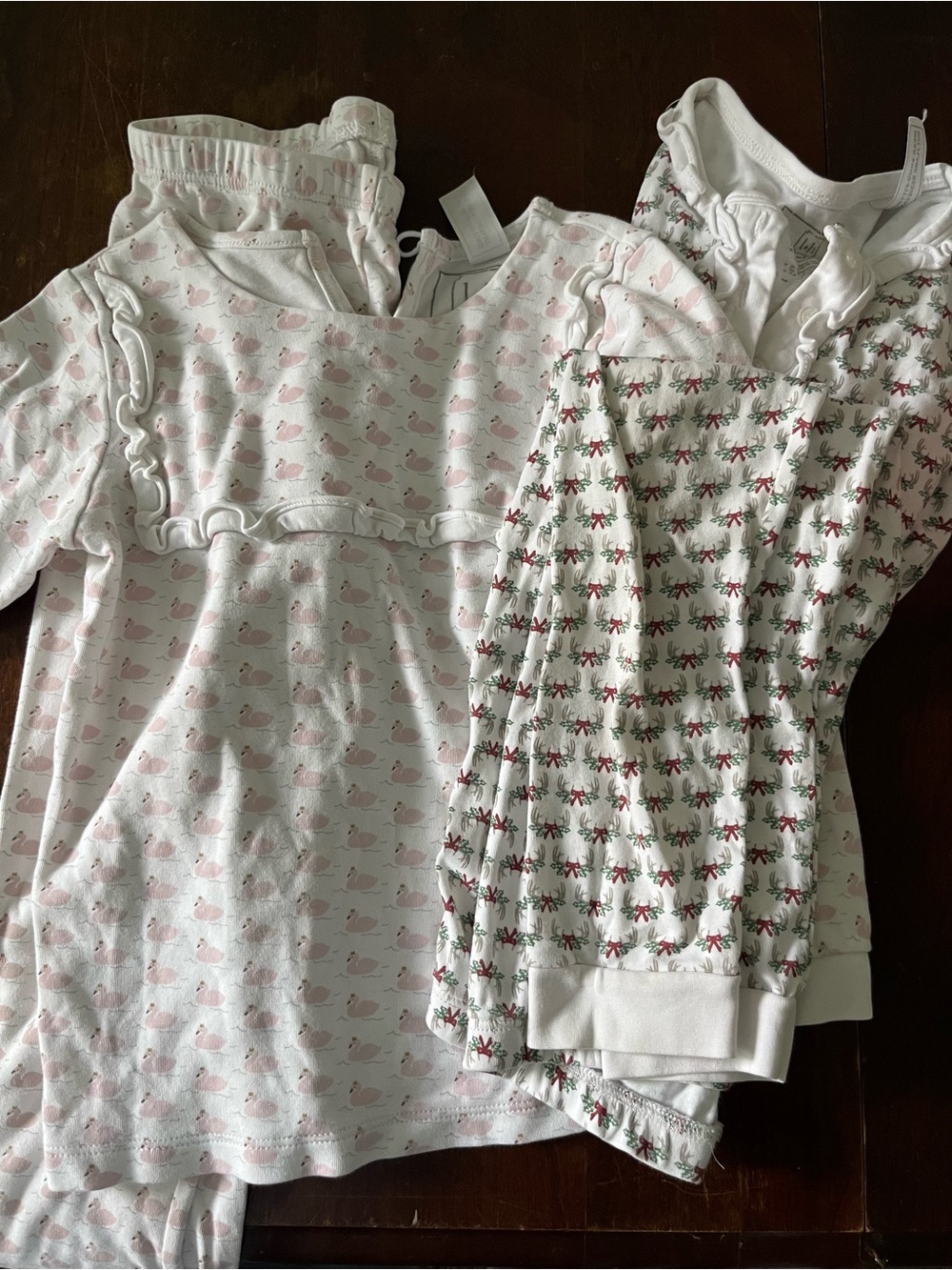 Lila & Hayes size 6 pajamas swans Christmas long sleeve Pima